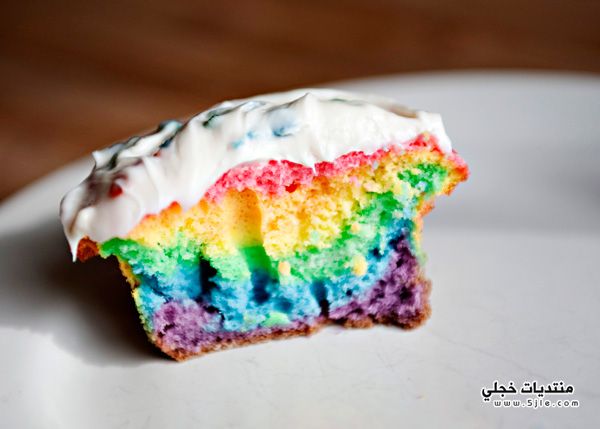 2013 Rainbow cupcake 2014 